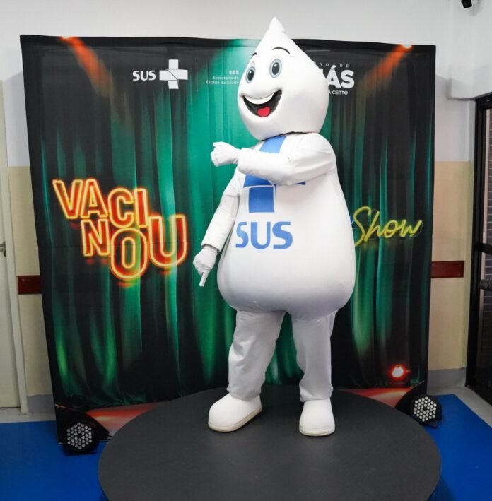 Ze-Gotinha-na-Abertura-da-Campanha-de-Vacinacao-contra-a-Influenza_SES.jpeg