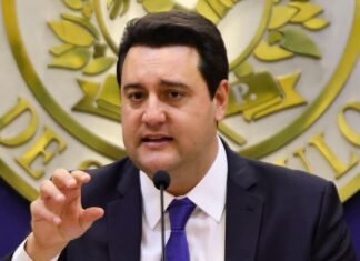 Ratinho Júnior desiste de pré-candidatura à Presidência