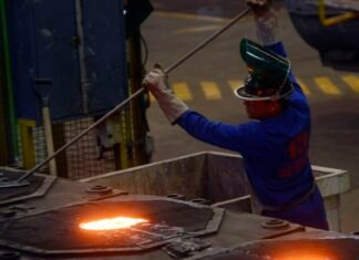 Governo define setores que podem acessar crédito de R$ 15 bilhões