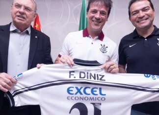 Fernando Diniz é anunciado como novo técnico do Corinthians