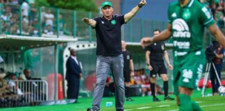 Chapecoense anuncia demissão do técnico Gilmar Dal Pozzo