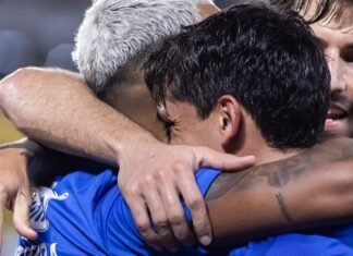 Matheus Pereira decide e Cruzeiro estreia da Libertadores com vitória