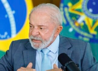 Lula envia ao Congresso projeto de lei pelo fim da escala 6×1