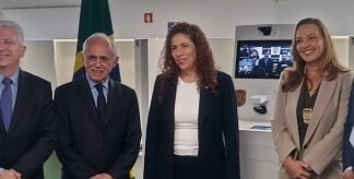 PCDF inicia, nesta quinta (16), emissão da nova Carteira de Identidade Nacional (CIN) no exterior