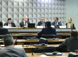 CPI do Crime organizado pede indiciamento de 3 ministros do STF e do PGR