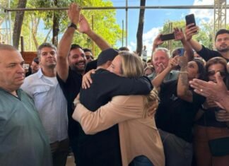 Celina, Ibaneis e o “abraço da gratidão”: gratidão pelo quê?