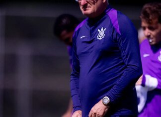 Corinthians demite Dorival Júnior após derrota para o Internacional