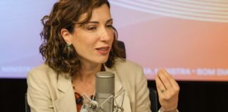 Mulheres agregam diversidade na mesa do trabalhador, diz ministra