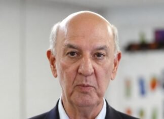 Arruda critica empréstimo bilionário de Celina para tentar salvar o BRB