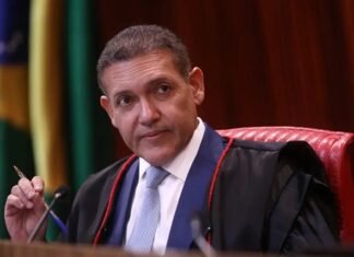 Ministros indicados por Bolsonaro vão comandar TSE nas eleições