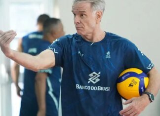Bernardinho anuncia os inscritos do Brasil na Liga das Nações de Vôlei