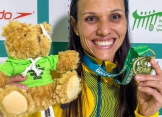 Carol Santiago é ouro, o 37º pódio do país no Internacional de Berlim