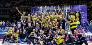 Praia Clube bate Minas e fatura título da Superliga Feminina de vôlei