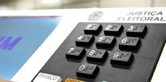 300 mil eleitores do DF ainda têm pendências no TRE