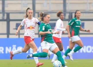 Palmeiras vence Bragantino e dorme na liderança do Brasileiro Feminino