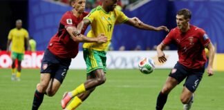 África do Sul sofre gol aos 6 min, reage e empata com República Tcheca