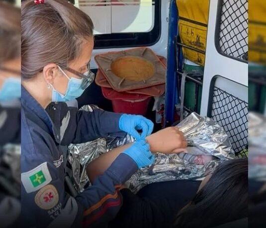 Bebê nasce dentro de carro no Eixo Monumental após mãe entrar em trabalho de parto