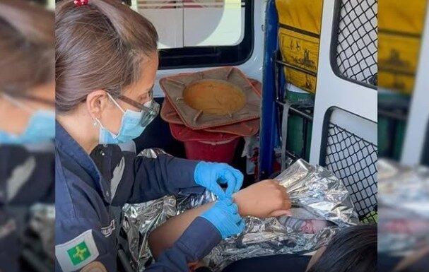 Bebê nasce dentro de carro no Eixo Monumental após mãe entrar em trabalho de parto