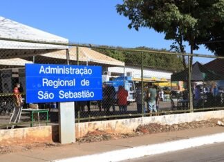 Justiça manda GDF exonerar comissionados em funções meramente burocráticas