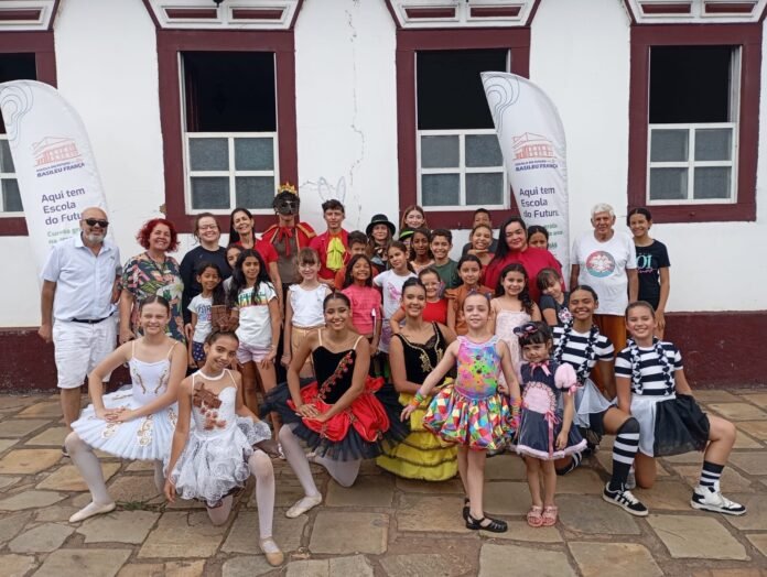 SECTI_434_VAGAS_PARA_CURSOS_GRATUITOS_DE_TEATRO_E_VIOLAO1.jpeg