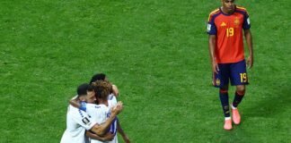 Cabo Verde segura Espanha e estreia em Copas com empate histórico
