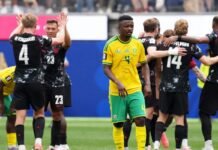 Com gol no final, Canadá vence Africa do Sul e vai às oitavas da Copa