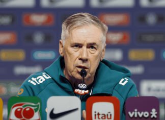 Ancelotti vê Neymar em condição de jogo e acena com Rayan titular