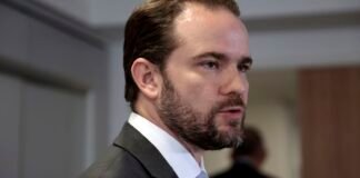 Novo Desenrola já beneficiou 6 milhões de pessoas, diz Dario Durigan