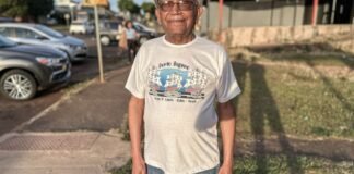 Torcedor da seleção há 20 Copas, Seu Simão, 91 anos, aposta no hexa