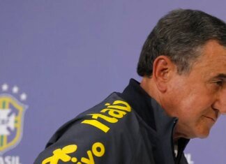 Parreira permanece internado na UTI com quadro de infecção pulmonar