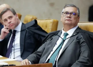 Dino e Mendonça autorizam apurações sobre financiamento do filme Dark Horse