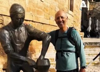 Arruda se emociona ao contar sua peregrinação no Caminho de Santiago Arruda no Caminho de Santiago de Compostela - Imagem Reprodução @arruda.df