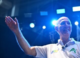 Arruda lança pré-candidatura ao Governo do DF em convenção conjunta do PSD e Avante