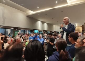 Arruda enche roda de conversa em Planaltina e convoca apoiadores para convenção