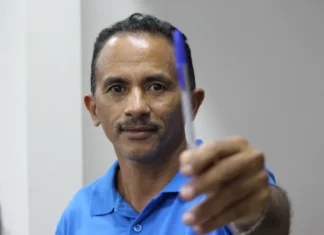 João Gomes é levado ao hospital e esposa