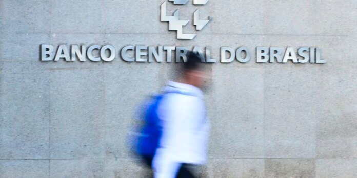 banco_central_mcajr_abr_0104222273_0.jpg