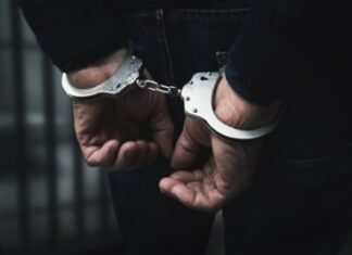 PCDF prende homem acusado de descumprir medidas protetivas da Lei Maria da Penha
