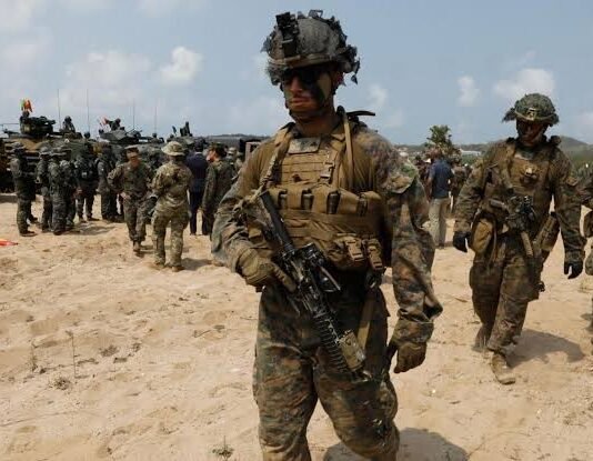 Itamaraty admite risco de ação militar americana no Brasil após classificação de CV e PCC como terroristas
