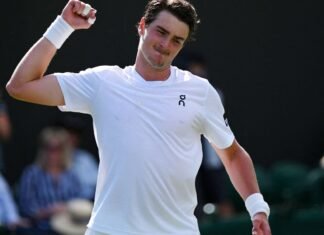 João Fonseca crava segunda vitória no Torneio de Wimbledon, em Londres
