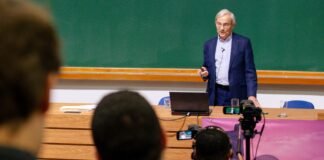 Nobel da economia diz que impacto da IA no emprego é superestimado