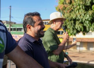 Rogério Ulysses recebe Arruda com carreata em São Sebastião