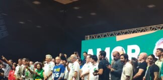 Convenção de PSD e Avante confirma a candidatura de Arruda e impressiona pela mobilização