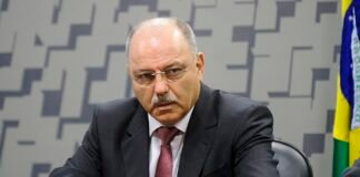 “Não tivemos golpe porque Forças Armadas não aderiram”, diz general à CNN
