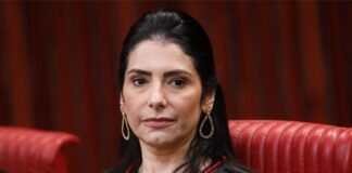 Ministra do TSE pede mais tempo para analisar pesquisa AtlasIntel