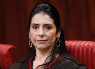 Ministra do TSE pede mais tempo para analisar pesquisa AtlasIntel