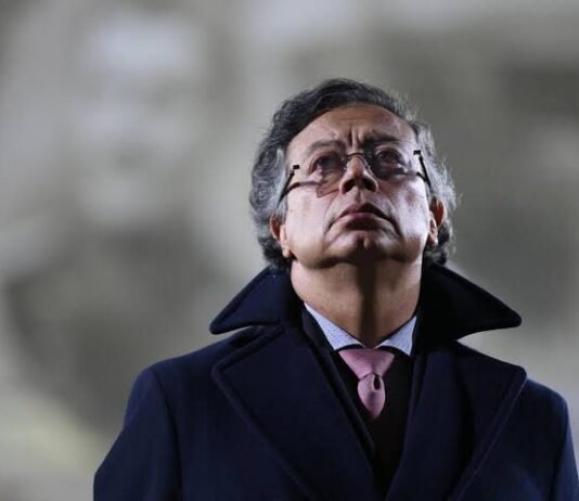 Gustavo Petro diz que Colômbia pode ter “guerra civil”