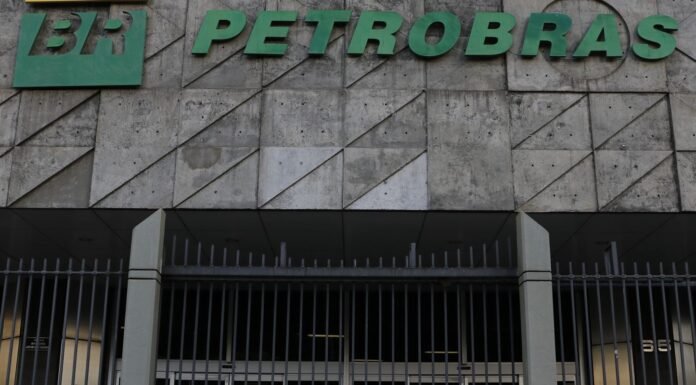 Petrobras anuncia descoberta de petróleo na Foz do Amazonas