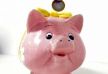 Retiradas da poupança superam depósitos em R$ 7,15 bilhões em julho