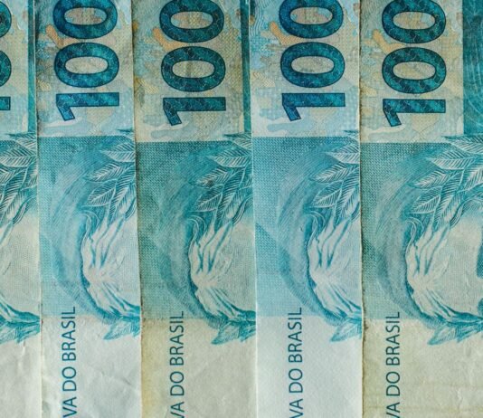 Grupo de bets deve pagar R$ 300 milhões em imposto sonegado, diz Fisco