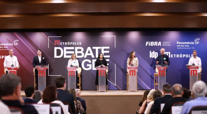 Debate do Metrópoles vira troca de farpas entre candidatos ao GDF
